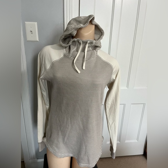 Columbia Tops - Columbia Thermal Hoodie- NWOT